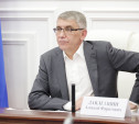 Тулячка пожаловалась губернатору на небезопасные ступеньки в поликлинике на Демьянова