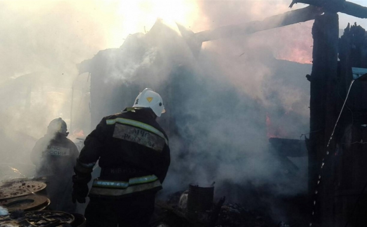 Пожар в Туле: Под завалами найдены тела двух человек