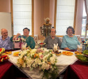 В Красивском доме для пожилых сыграли две свадьбы