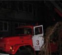 17 пожарных тушили горящую квартиру в Пролетарском районе