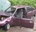 В Ефремове 28-летний водитель ВАЗа врезался в стену гаража