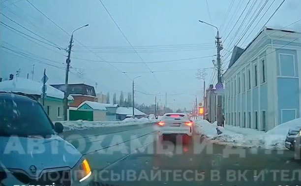 В Туле водитель проехал вопреки ПДД