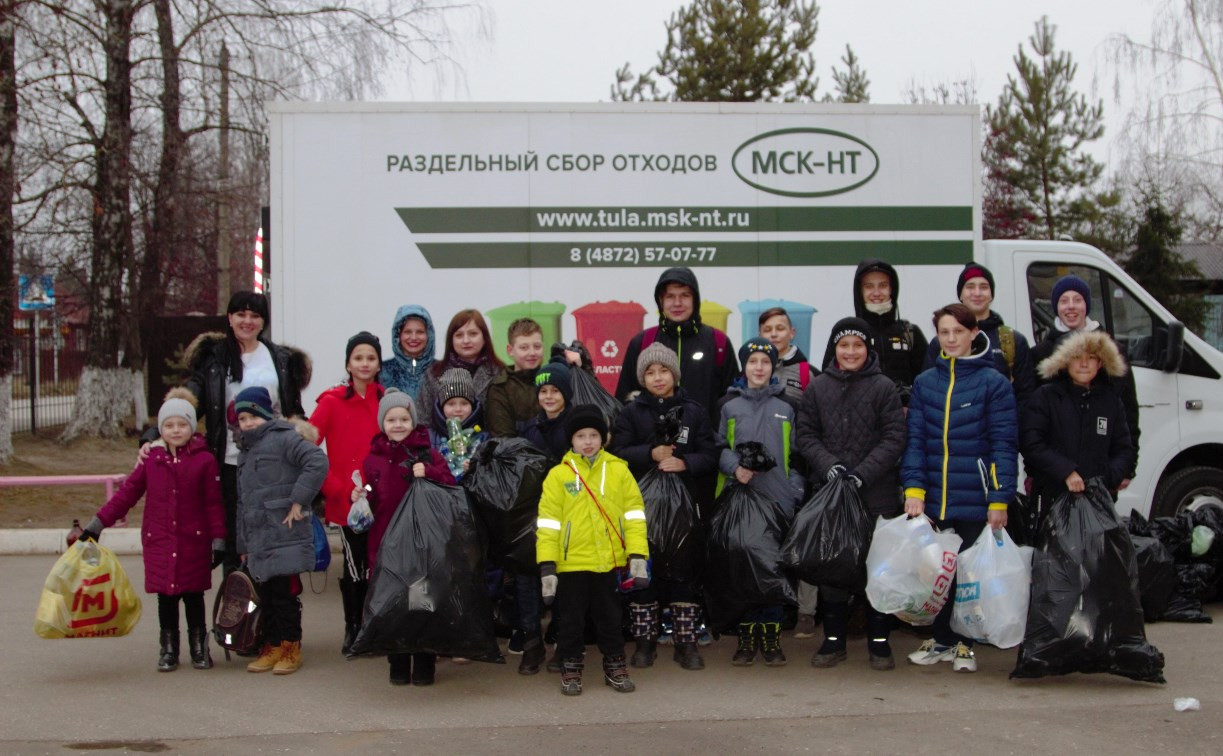 Компания «МСК-НТ» и экоактивисты провели совместную акцию в Новогуровской школе 