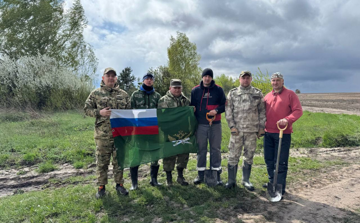Тульские приставы подняли с трёхметровой глубины детали разбившегося истребителя ЛА-5