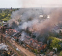 В Туле на базе металлоприема сгорел заброшенный склад