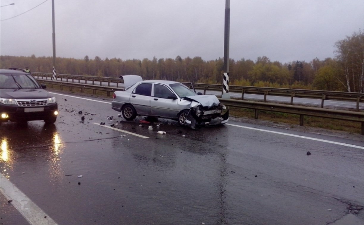 В Ясногорском районе на трассе столкнулись два автомобиля KIA