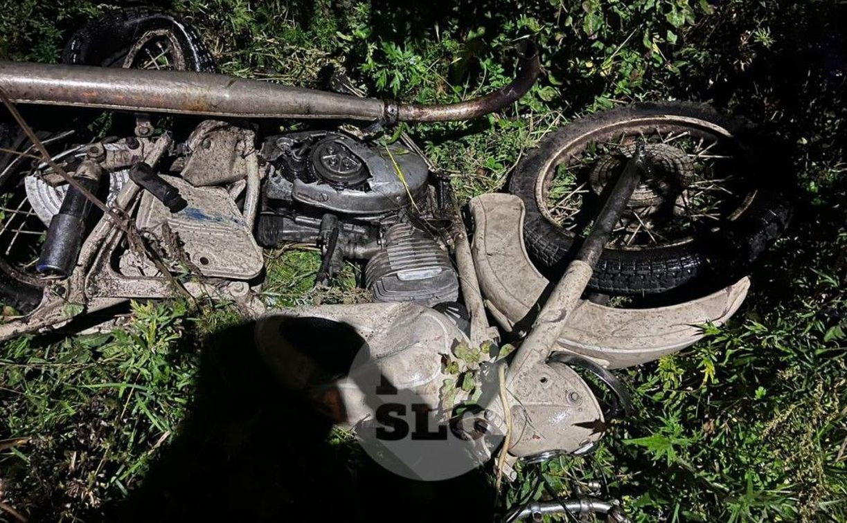 В Тульской области водитель «Хонды» ночью снёс с дороги два мотоцикла