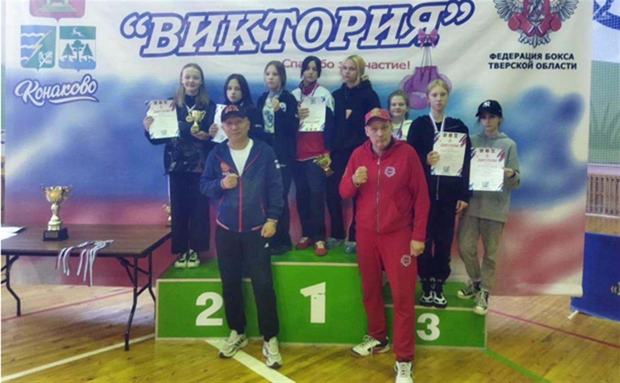 Тулячки завоевали 7 медалей на соревнованиях по боксу среди девушек