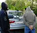 Тульские полицейские нашли в автомобиле наркотики: водитель задержан