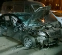 В Щекино водитель «Киа Рио» повредил три машины и едва не влетел в магазин