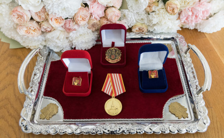 Политика и экономика