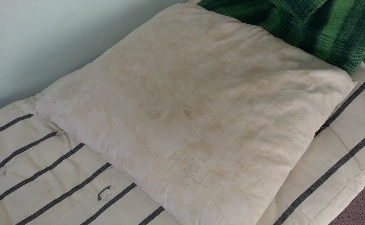 Пациенты тульской больницы: «Спать на таких кроватях унизительно»