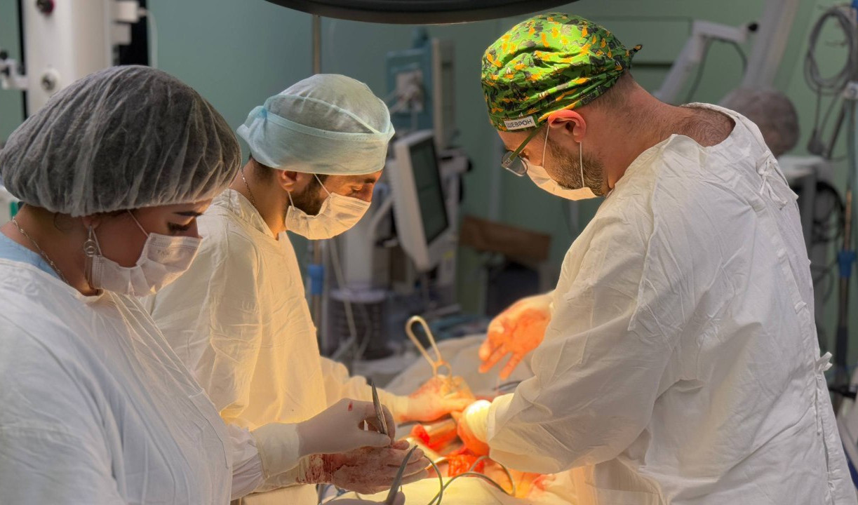 Тульские врачи впервые удалили огромную опухоль селезенки 