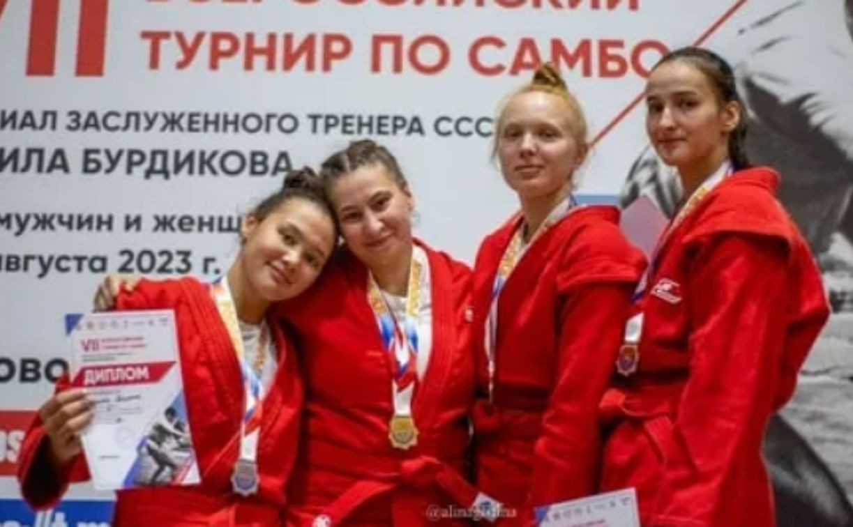 Тулячка Елена Алленова завоевала бронзу на международном турнире по самбо