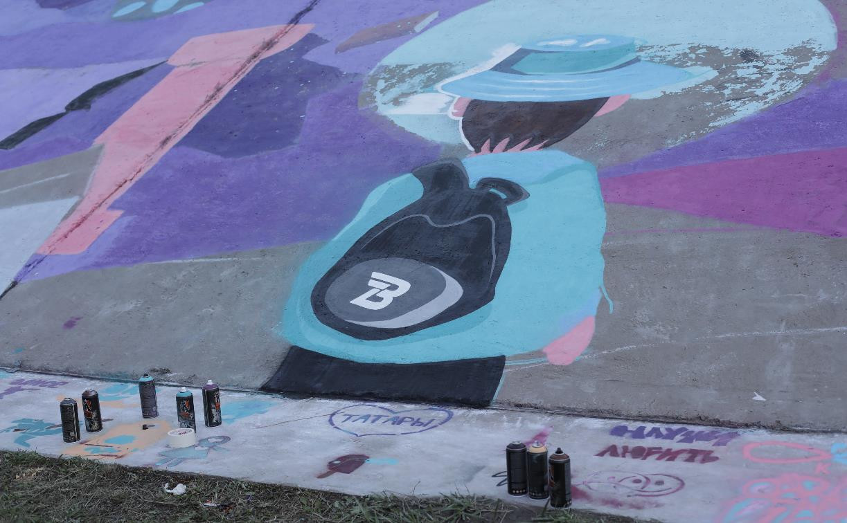 В Туле подростки нарисовали огромное граффити