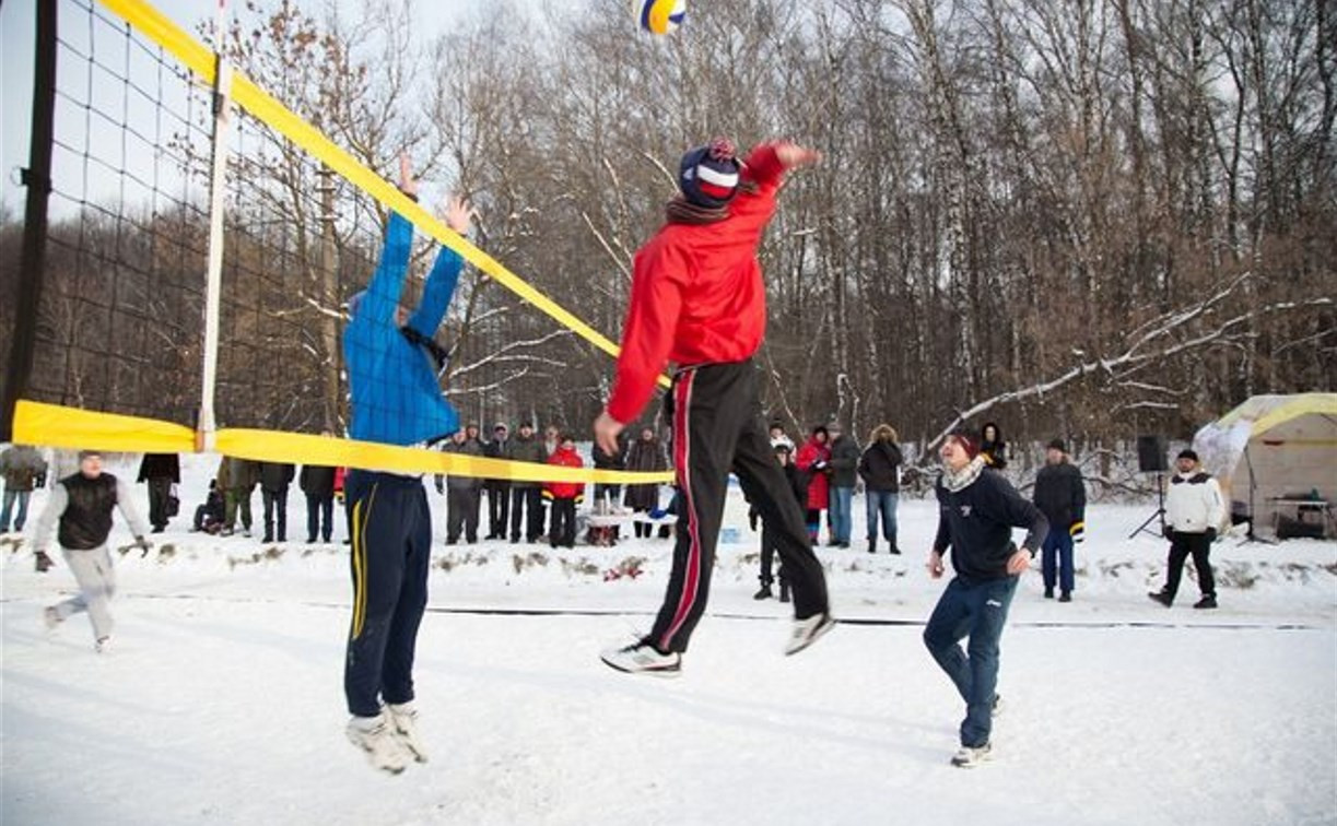 Волейбол на снегу стал официальным видом спорта