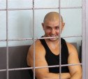 Подсудимые по делу Саркисяна улыбаются и шутят во время оглашения приговора