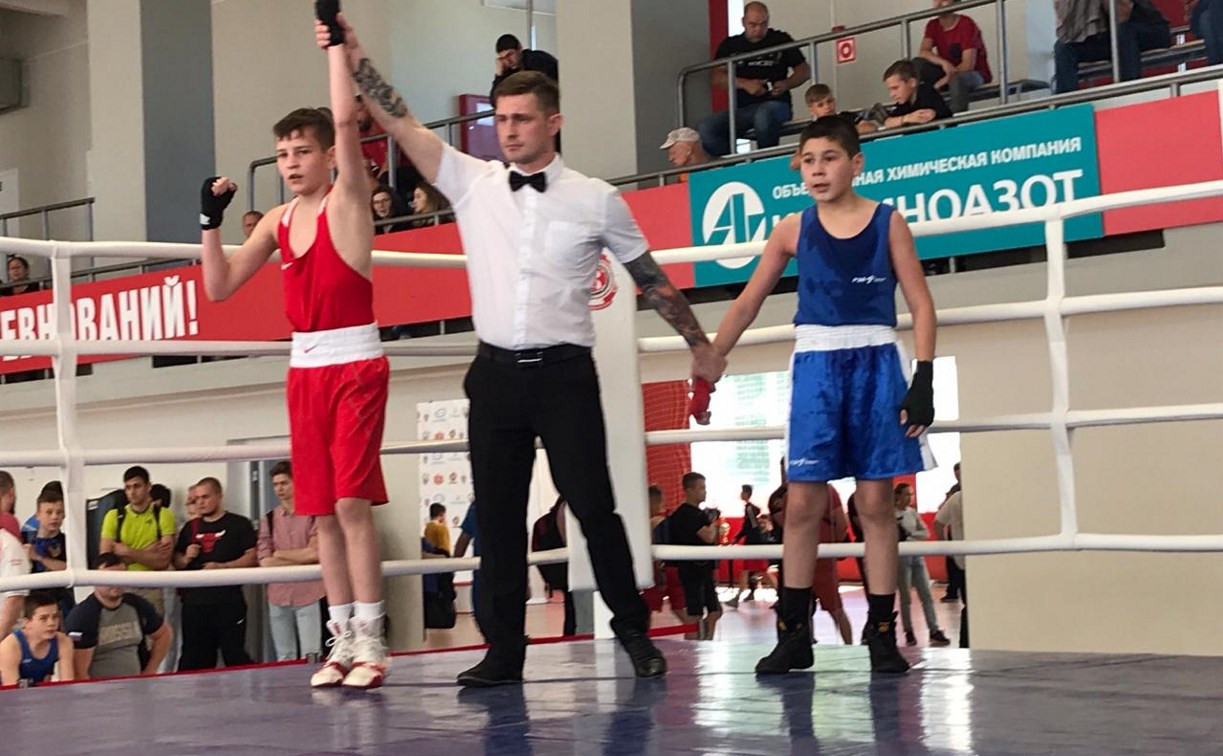 В поселке Первомайский выявили лучших боксеров из пяти областей