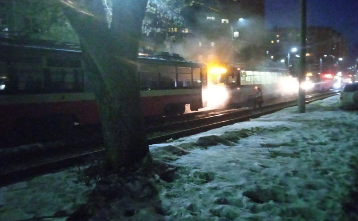 На ул. Плеханова в Туле встали трамваи