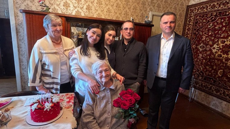 Труженица тыла тулячка Надежда Коростелева отметила вековой юбилей