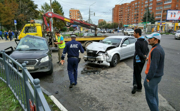 Подробности: В аварии в центре Тулы пострадали 7 человек