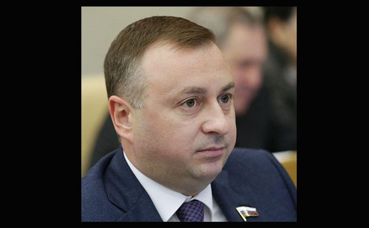 Алексей Дюмин выразил соболезнования родным и близким Николая Петрунина