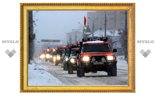 С площади Ленина стартовал посвященный Победе автопробег