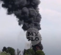Жителей напугал столб черного дыма в поселке под Тулой: видео