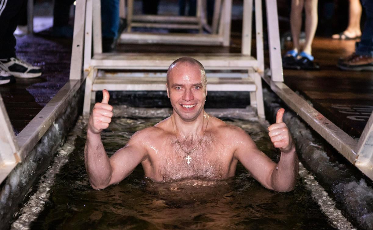 Крещенские купания в Центральном парке Тулы: «Ледяная вода – это супер!»