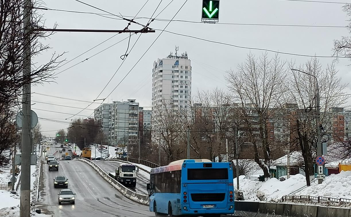 В Туле начался ремонт Московского путепровода: половина моста перекрыта