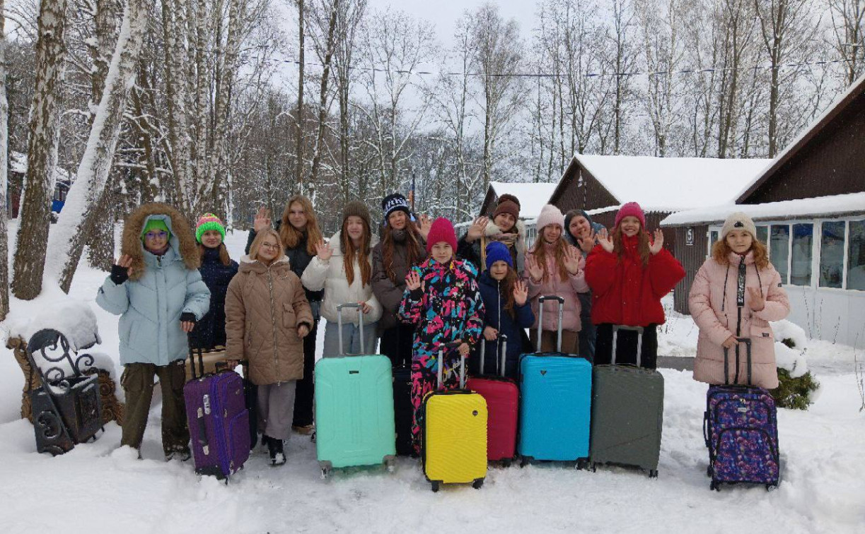 В лагерях Тульской области открылись зимние смены