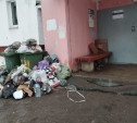 «Подъздные пути расчистили, а мусор не убирают»: жители улицы Некрасова жалуются на работу «Хартии» 