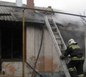 В Щекино 23-летний мужчина обгорел во время пожара 