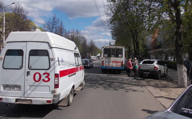 Пассажиры троллейбуса, совершившего наезд на авто и пешеходов, не пострадали