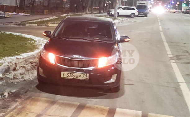 «Мастера» парковки сфотографировали на ул. Пузакова в Туле
