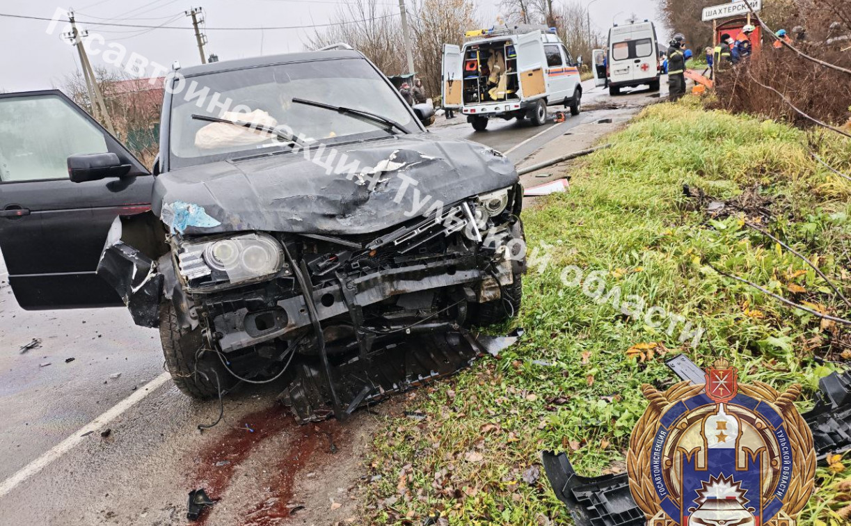 В Щекинском районе пьяный туляк на Land Rover устроил аварию с пострадавшим 