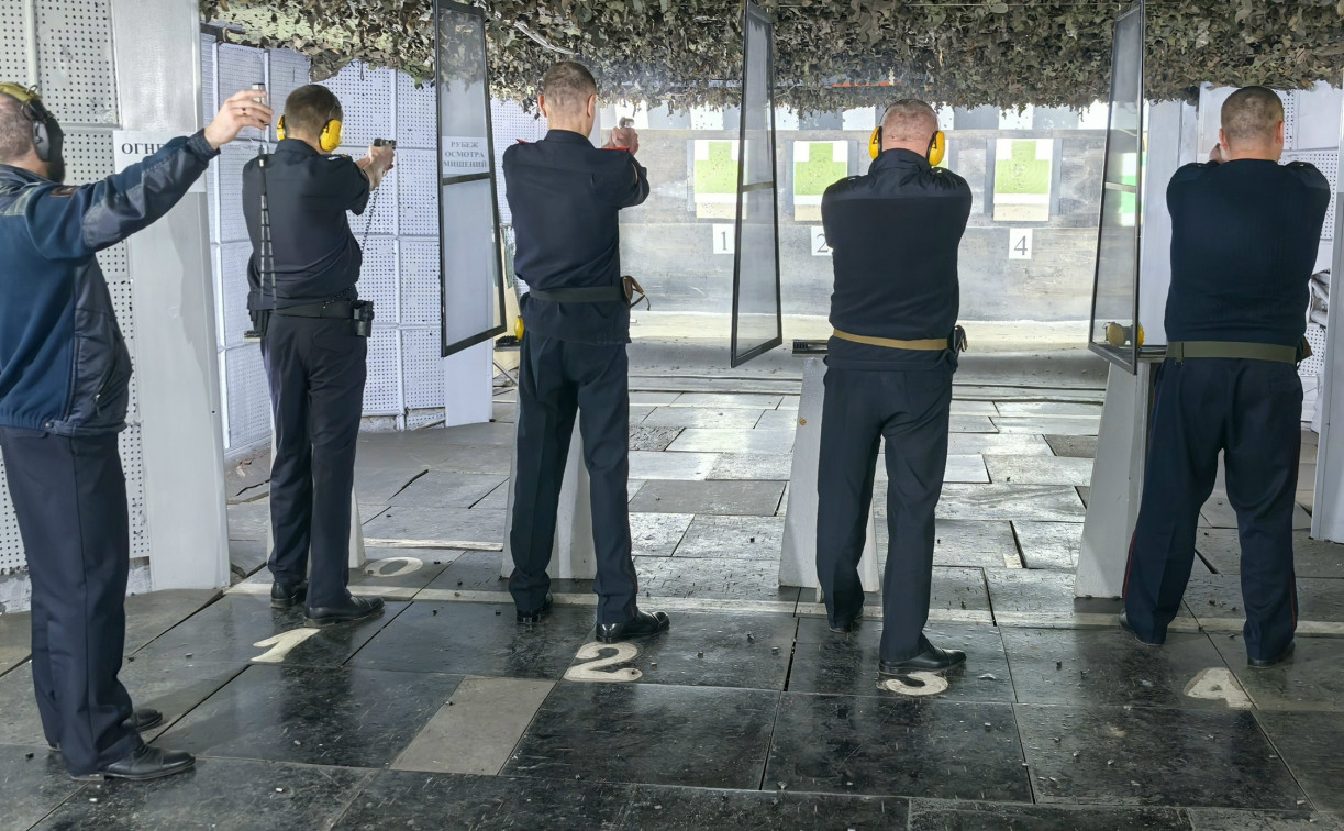 В Туле начальники полицейских подразделений сдали зачеты на уровень профподготовленности