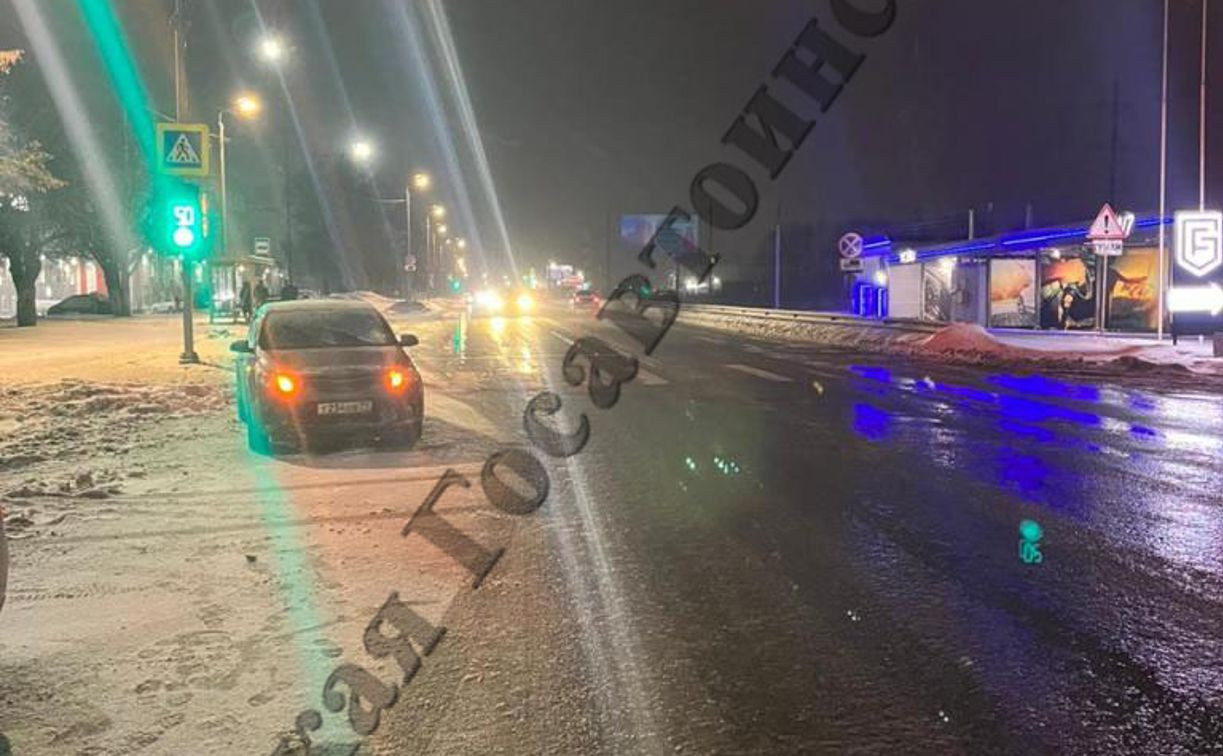 На Одоевском шоссе пьяный водитель Kia сбил пешехода на тротуаре