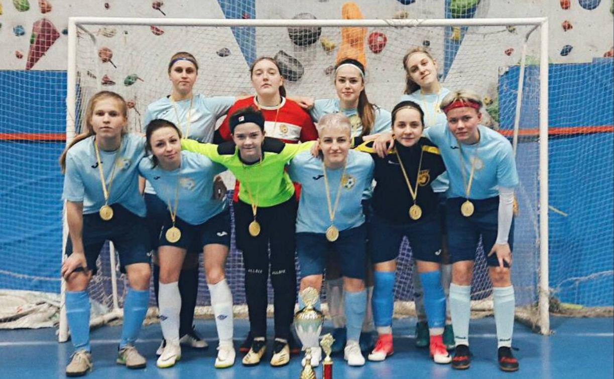 Юные тульские футболистки завоевали золото в областном чемпионате