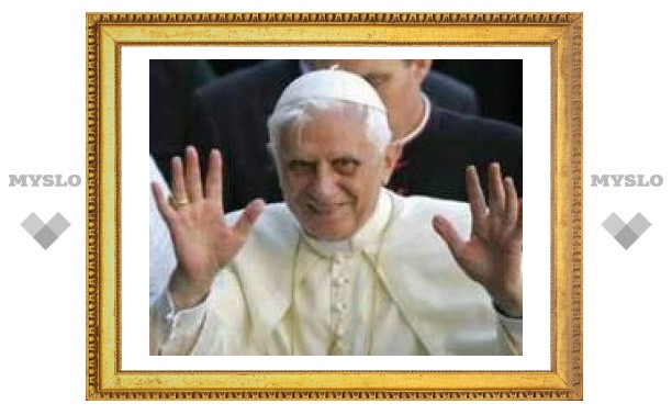 Папа Римский в специальном послании раскритиковал современные СМИ