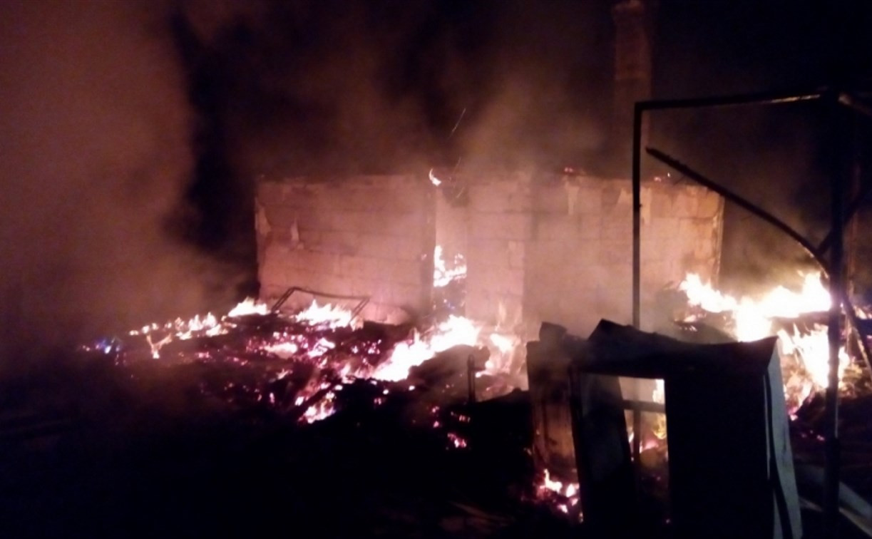 При пожаре на даче в Ясногорском районе пострадал человек