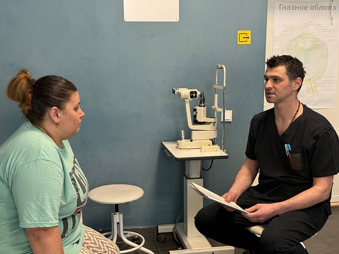 Тульские врачи вернули зрение 34-летней женщине с увеальной катарактой