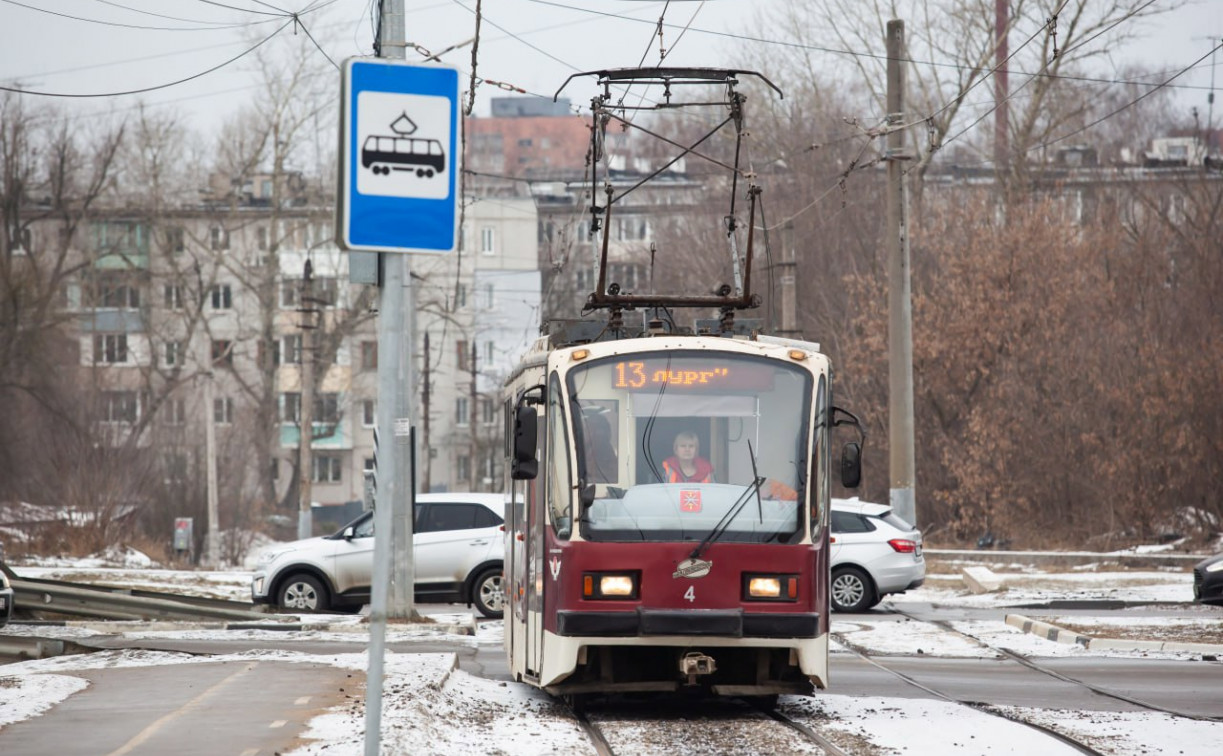 Скорость движения трамваев на Пролетарском мосту снизят до 10 км/ч