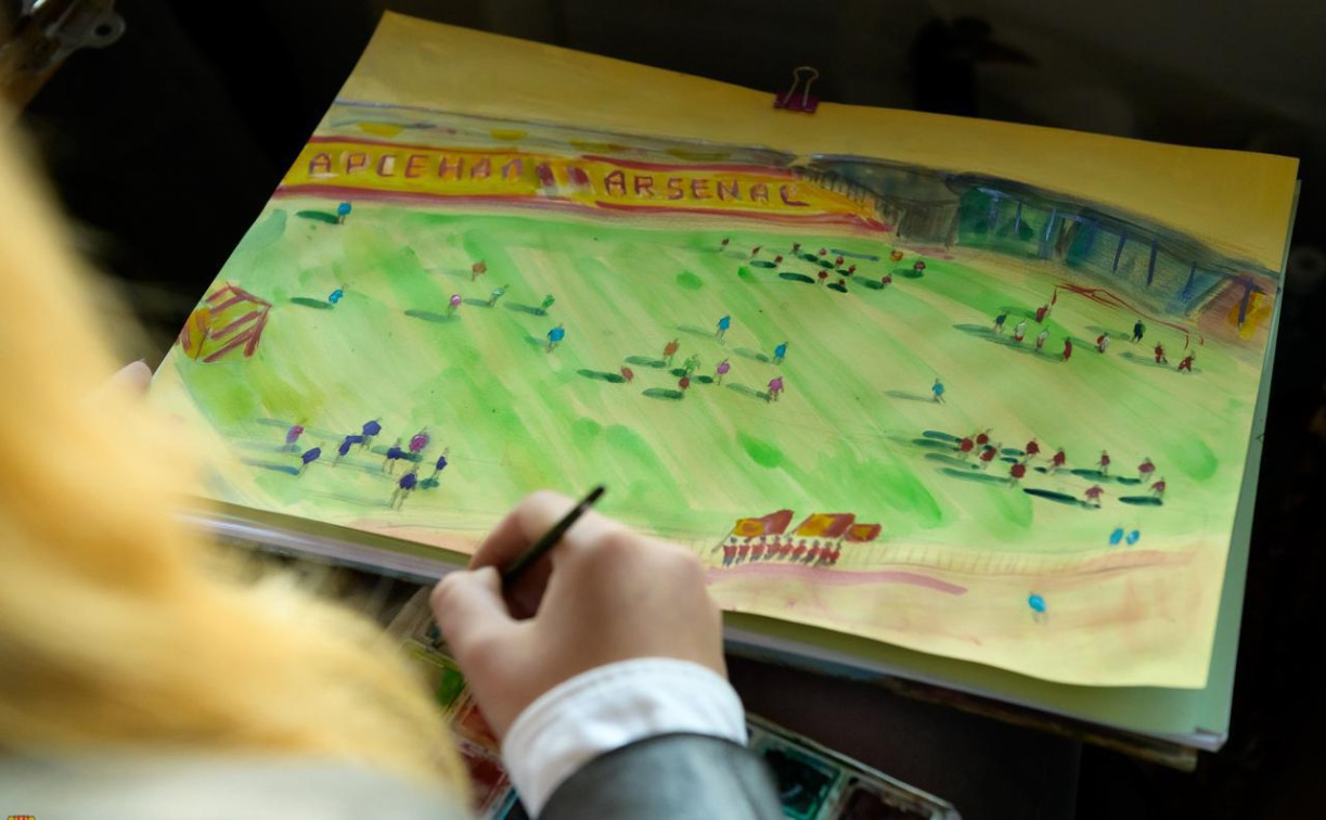 Тульские художники зарисовали самые яркие моменты матча «Арсенала» с «Уфой» в «прямом эфире»