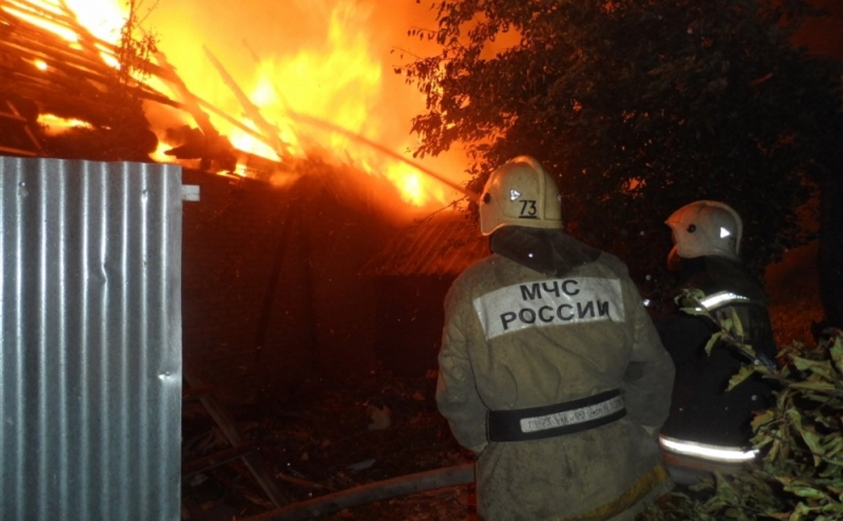 В Суворовском районе сгорел дом