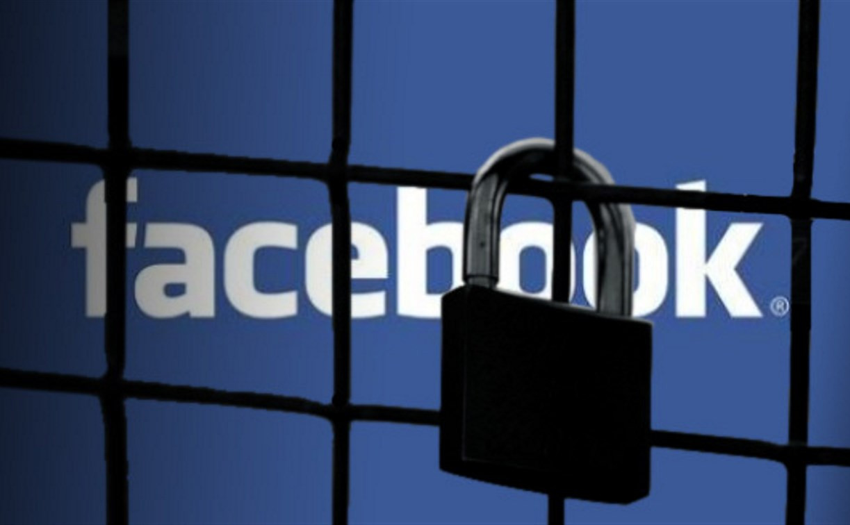 Общественный активист потребовал запретить Facebook в России