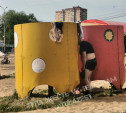 «Заглядывает в кабинку и бежит в лес отжиматься»: на пляже Центрального парка Тулы вновь замечен вуайерист