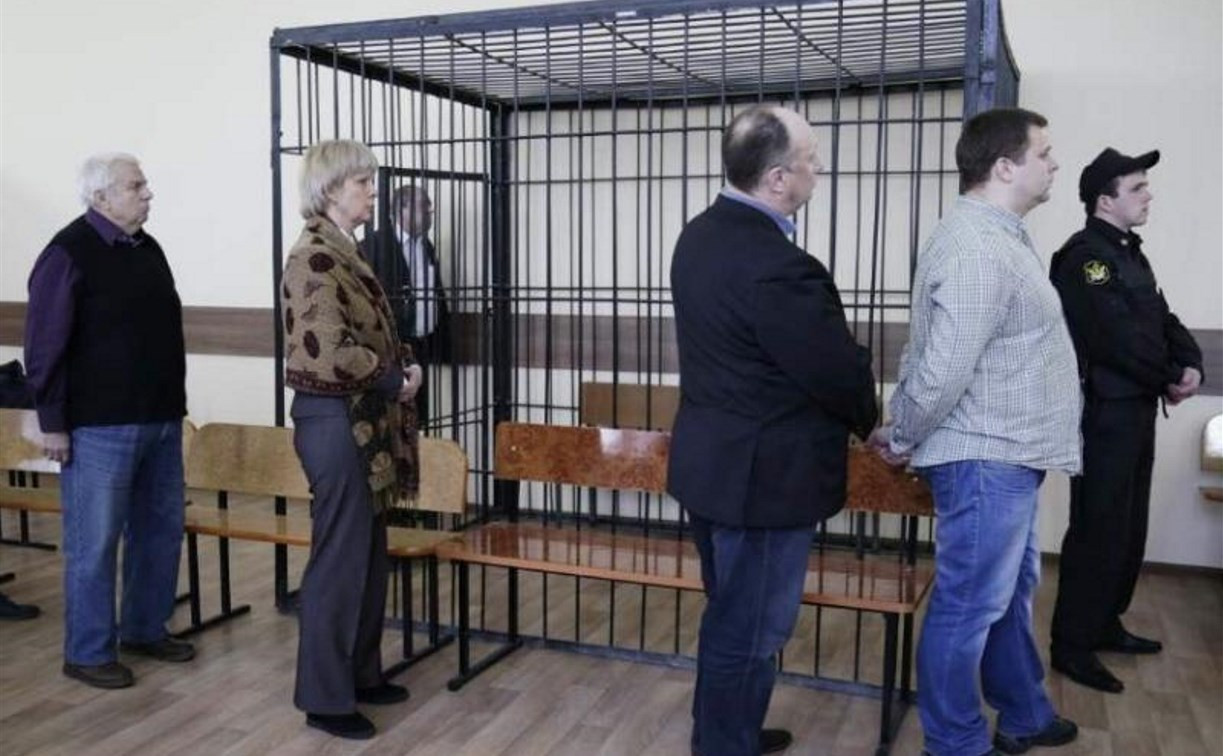 Чиновники-коррупционеры из Донского вышли на свободу по УДО