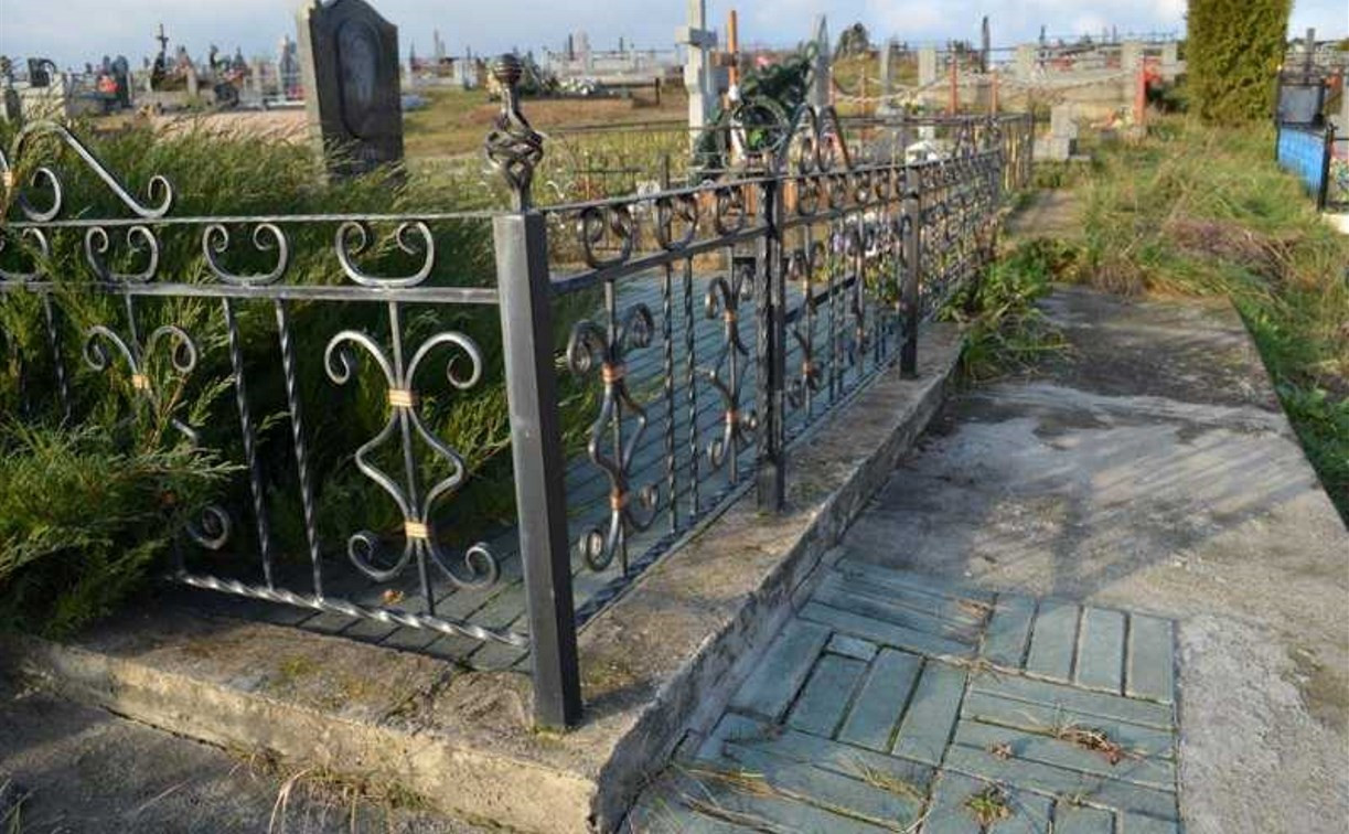 В Тульской области парень похитил ограду с могилы