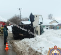 В Заокском районе грузовик вылетел в кювет из-за детей на дороге 